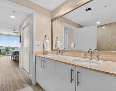 550 Okeechobee Boulevard - Photo Thumbnail 25