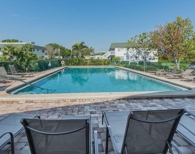 2800 Indian River Boulevard - Photo Thumbnail 23