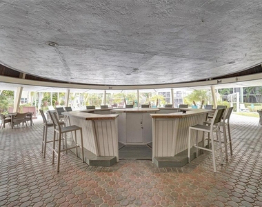 5300 Ne 24th Terrace - Photo Thumbnail 20