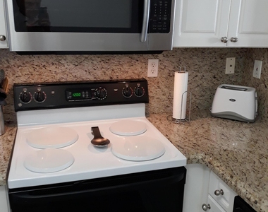 520 Se 5 Avenue - Photo Thumbnail 14