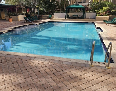 520 Se 5 Avenue - Photo Thumbnail 25