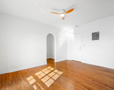 623 Park Place - Photo Thumbnail 4