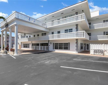 1461 S Ocean Boulevard - Photo Thumbnail 15