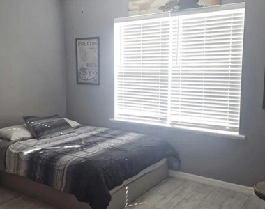 1357 Sequoia Road Nw - Photo Thumbnail 16