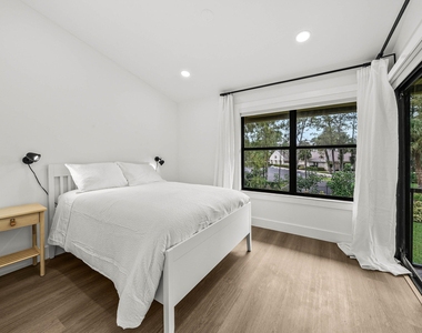 13105 Belhaven Court - Photo Thumbnail 26
