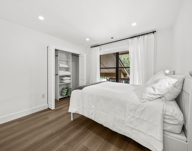 13105 Belhaven Court - Photo Thumbnail 7