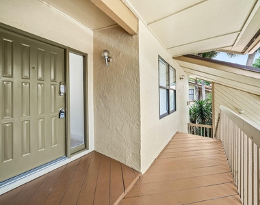 13105 Belhaven Court - Photo Thumbnail 11