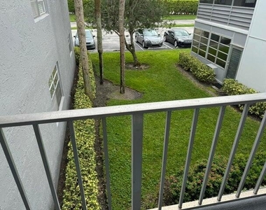 127 Flanders - Photo Thumbnail 25