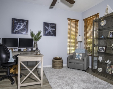 3751 Nw Willow Creek Drive - Photo Thumbnail 9