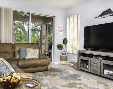 3751 Nw Willow Creek Drive - Photo Thumbnail 11
