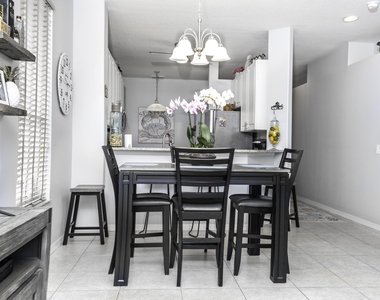 3751 Nw Willow Creek Drive - Photo Thumbnail 12
