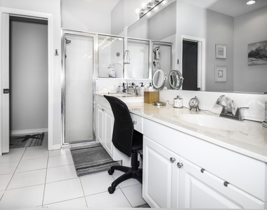 3751 Nw Willow Creek Drive - Photo Thumbnail 17