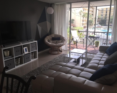 10 Royal Palm Way - Photo Thumbnail 11