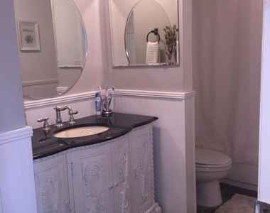 10 Royal Palm Way - Photo Thumbnail 21