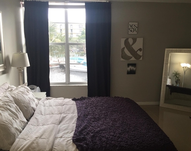 10 Royal Palm Way - Photo Thumbnail 25