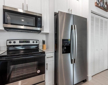 2689 Hiawatha Avenue - Photo Thumbnail 9