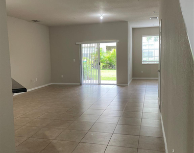 9076 Preston Place - Photo Thumbnail 10