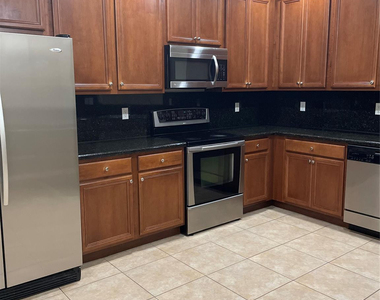 9076 Preston Place - Photo Thumbnail 12
