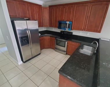 115 Akron Street - Photo Thumbnail 2