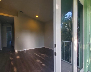 115 Akron Street - Photo Thumbnail 17