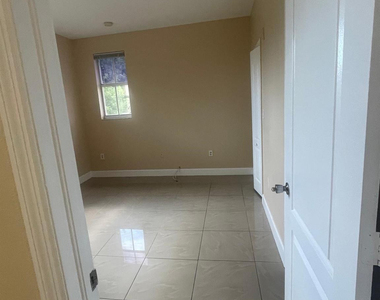 2903 Se 17th Avenue - Photo Thumbnail 15
