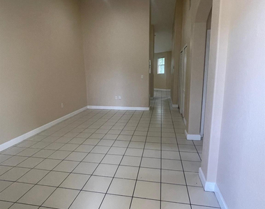 2903 Se 17th Avenue - Photo Thumbnail 9