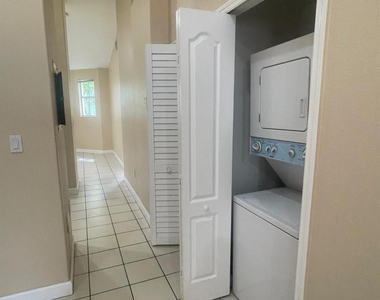 2903 Se 17th Avenue - Photo Thumbnail 14