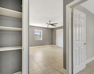 510 48th Street - Photo Thumbnail 25