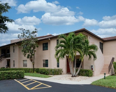 9285 Vista Del Lago - Photo Thumbnail 23
