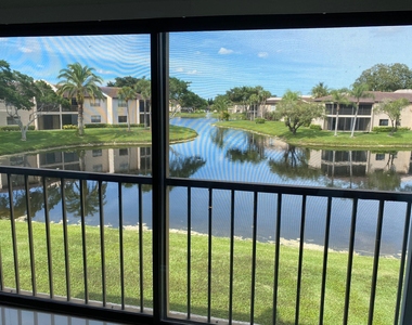 9285 Vista Del Lago - Photo Thumbnail 19