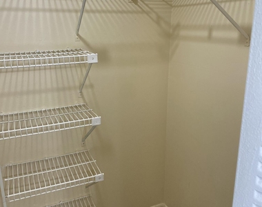 6890 Royal Palm Boulevard - Photo Thumbnail 12