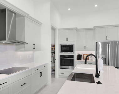 9084 Sw Arco Way - Photo Thumbnail 5