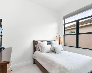 9084 Sw Arco Way - Photo Thumbnail 18
