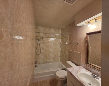 401 Se 12th Street - Photo Thumbnail 11
