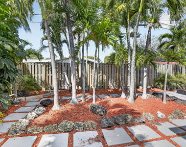 5731 Ne 17th Terrace - Photo Thumbnail 29