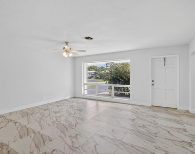 5731 Ne 17th Terrace - Photo Thumbnail 6