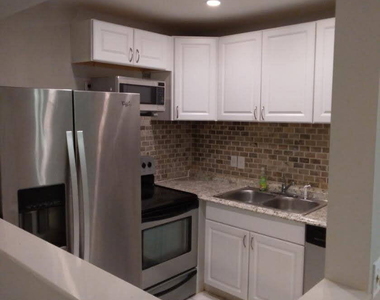 71 Easthampton - Photo Thumbnail 2