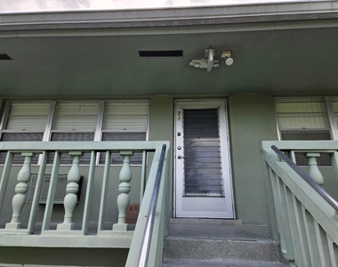 71 Easthampton - Photo Thumbnail 10