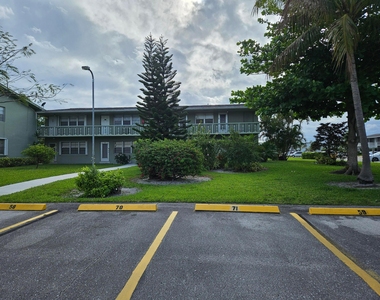 71 Easthampton - Photo Thumbnail 5