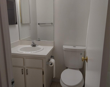 8850 Royal Palm Boulevard - Photo Thumbnail 8