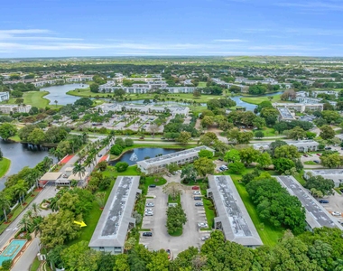 1102 Bahama Bend - Photo Thumbnail 22