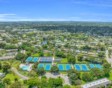 1102 Bahama Bend - Photo Thumbnail 25