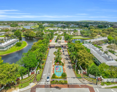 1102 Bahama Bend - Photo Thumbnail 20