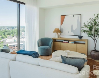2161 Hawkins Street - Photo Thumbnail 38