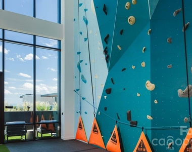 2161 Hawkins Street - Photo Thumbnail 22
