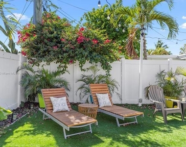 1116 Se 13th Court - Photo Thumbnail 38
