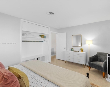1116 Se 13th Court - Photo Thumbnail 19