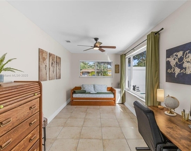1116 Se 13th Court - Photo Thumbnail 26