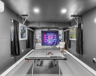 1116 Se 13th Court - Photo Thumbnail 29