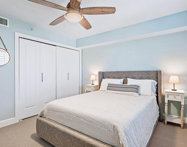 101 S Seas Drive - Photo Thumbnail 15
